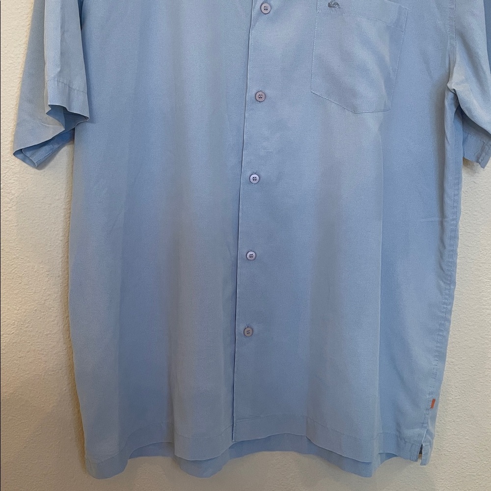 Quiksilver Collared Short Sleeve Button Down Shirt Size Large - Picture 3 of 6